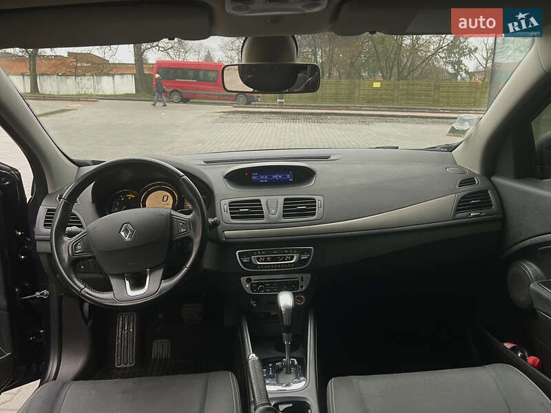 Хетчбек Renault Megane 2012 в Хмельницькому фото 20 Хетчбек Renault Megane 2012 в Хмельницькому