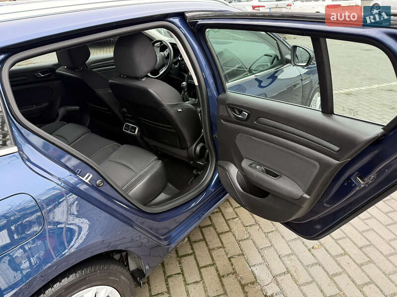 Универсал Renault Megane 2018 в Луцке фото 31 Универсал Renault Megane 2018 в Луцке