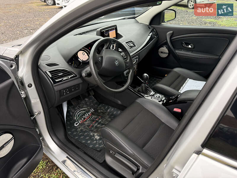 Универсал Renault Megane 2015 в Луцке фото 19 Универсал Renault Megane 2015 в Луцке