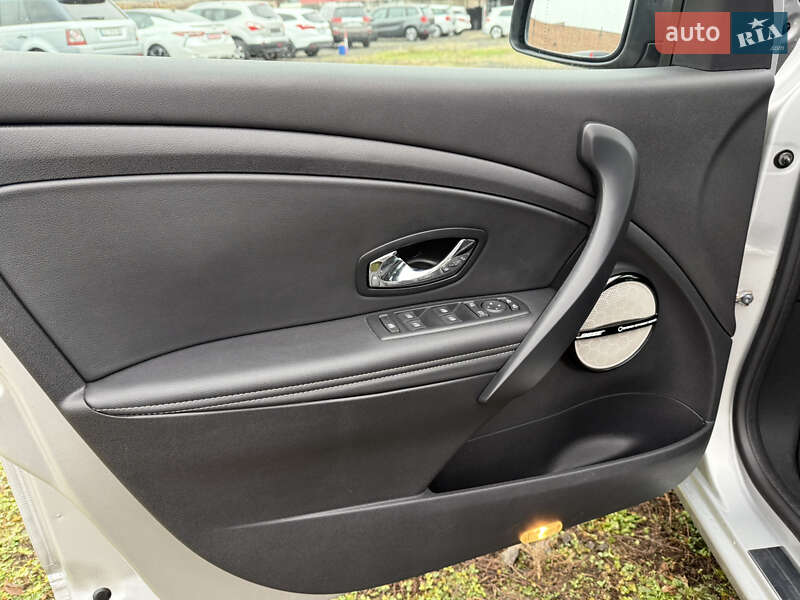 Универсал Renault Megane 2015 в Луцке фото 28 Универсал Renault Megane 2015 в Луцке