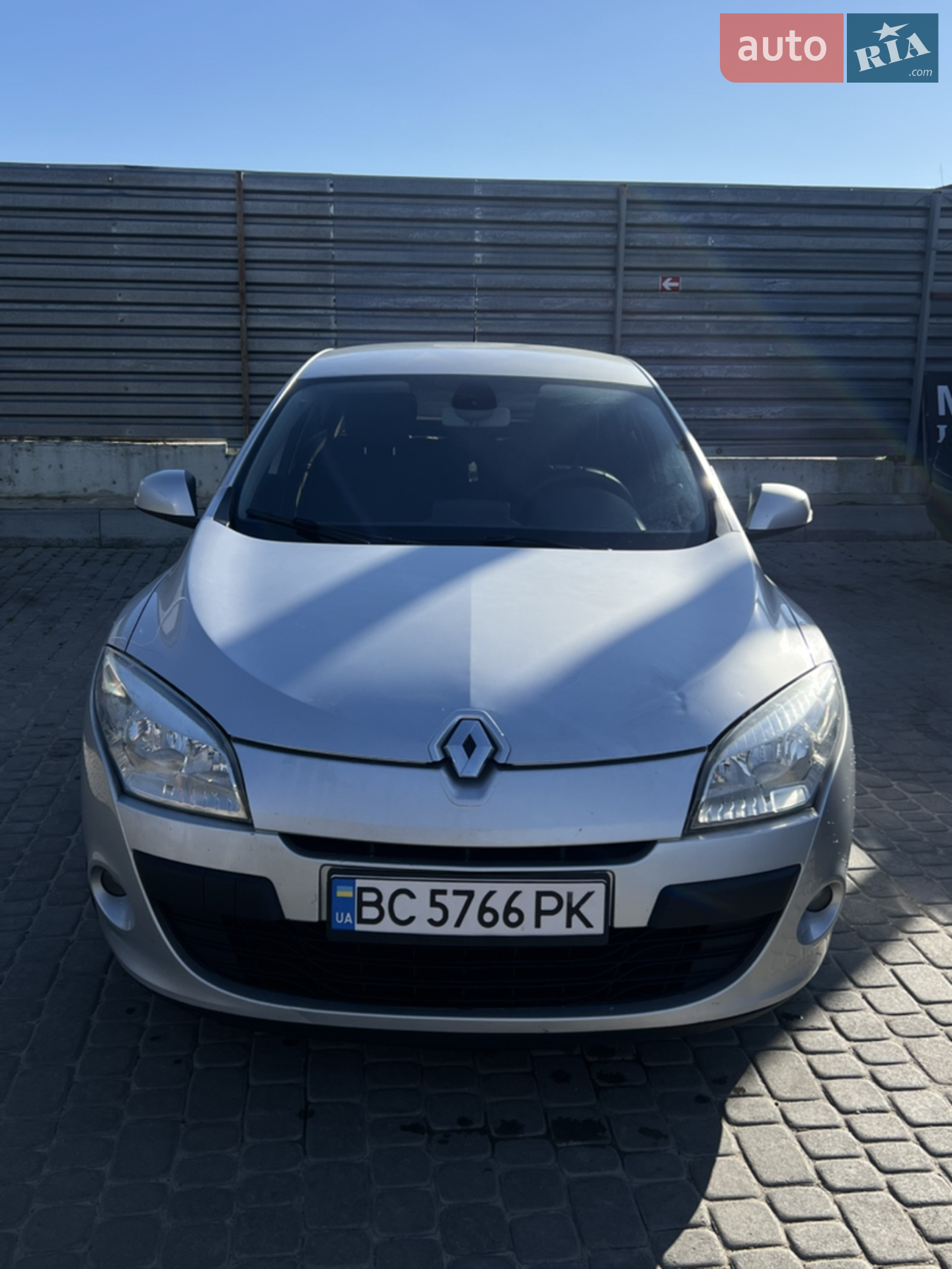 2010 Renault Megane - мініатюра 9
