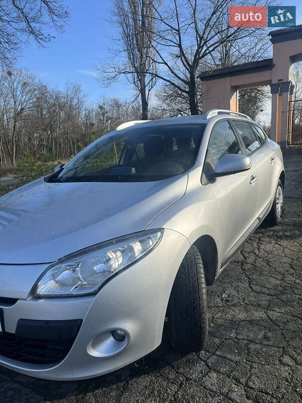 Універсал Renault Megane 2011 в Звенигородці фото 5 Універсал Renault Megane 2011 в Звенигородці