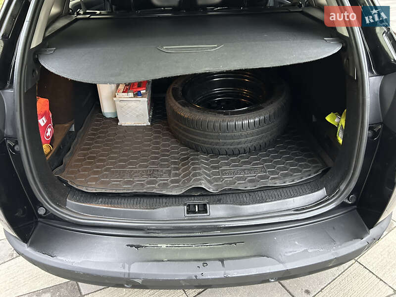 Универсал Renault Megane 2011 в Житомире фото 18 Универсал Renault Megane 2011 в Житомире