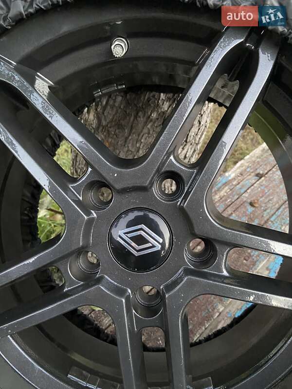 Універсал Renault Megane 2012 в Чернівцях фото 18 Універсал Renault Megane 2012 в Чернівцях