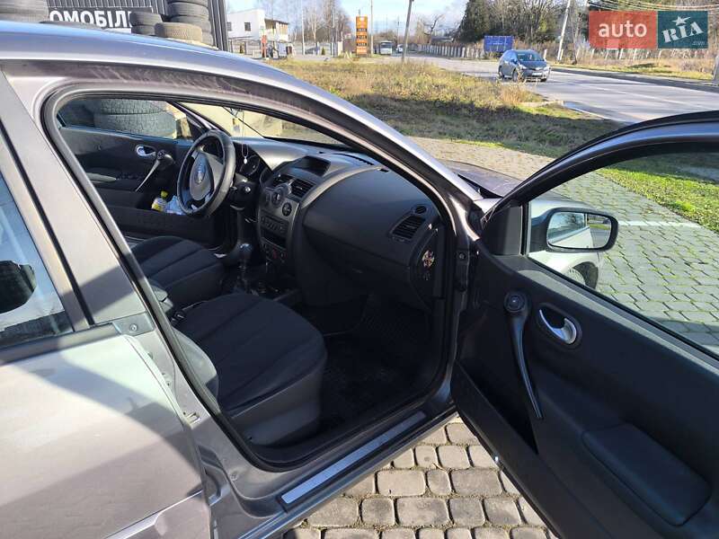 Хетчбек Renault Megane 2002 в Трускавці