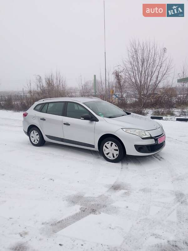 Универсал Renault Megane 2012 в Конотопе