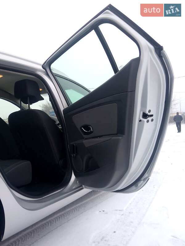 Универсал Renault Megane 2012 в Конотопе