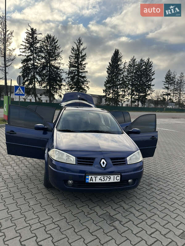 Хэтчбек Renault Megane 2003 в Коломые фото 8 Хэтчбек Renault Megane 2003 в Коломые