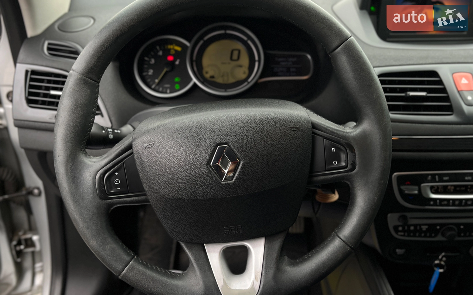 2010 Renault Megane - мініатюра 20