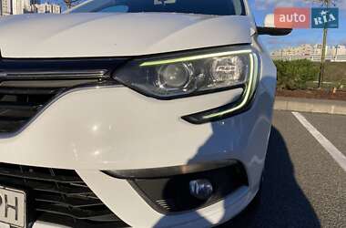 Хэтчбек Renault Megane 2016 в Киеве