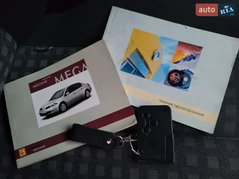 Седан Renault Megane 2006 в Ужгороде документ