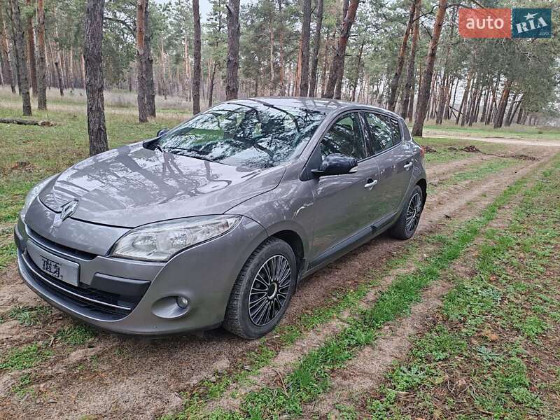 Хэтчбек Renault Megane 2011 в Николаеве фото Хэтчбек Renault Megane 2011 в Николаеве
