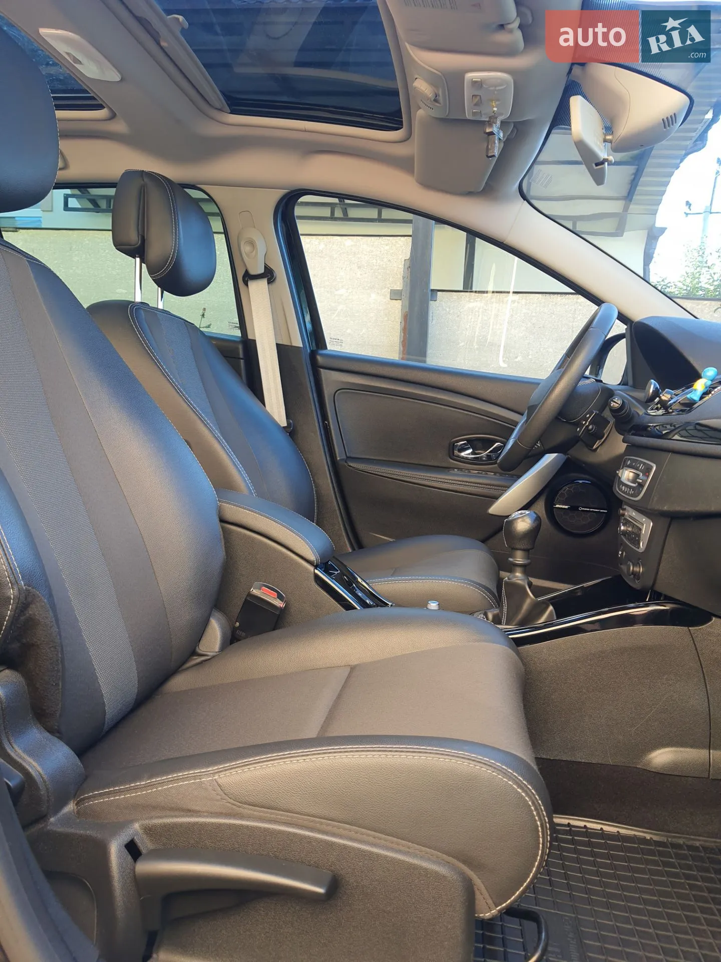 2012 Renault Megane - мініатюра 10