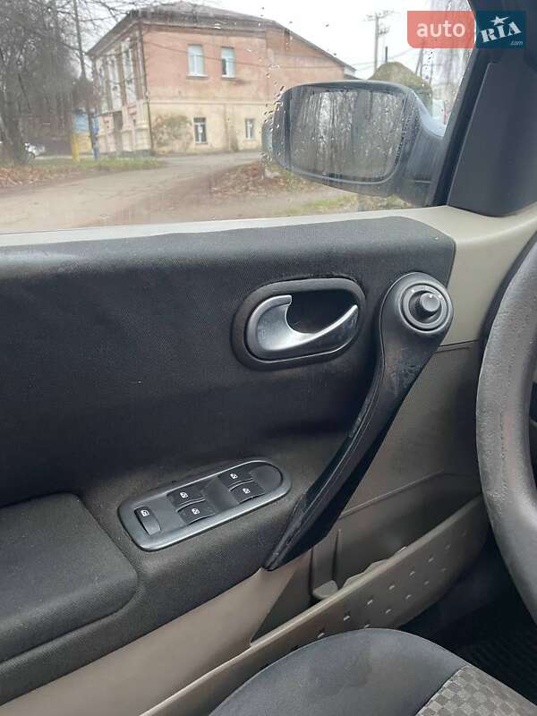 Седан Renault Megane 2003 в Вінниці