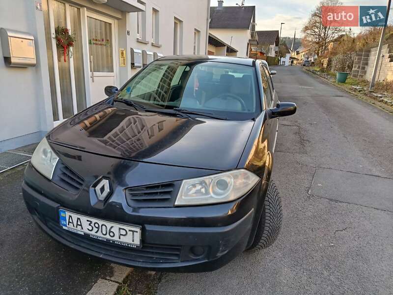 Седан Renault Megane 2007 в Побужском