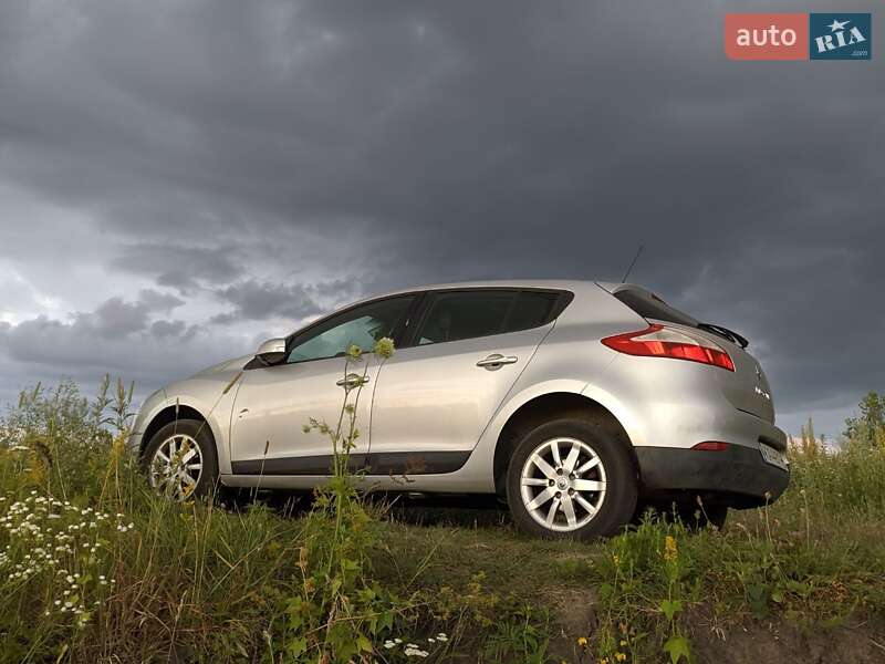Renault Megane 2010 Renault Megane 2010