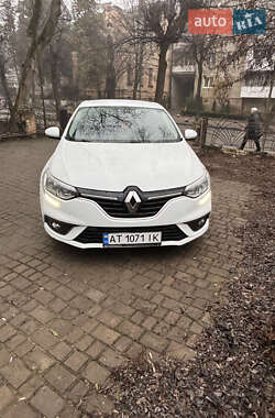 Хэтчбек Renault Megane 2017 в Ивано-Франковске