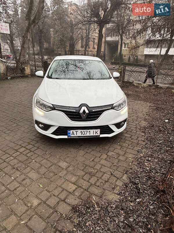 Хетчбек Renault Megane 2017 в Івано-Франківську