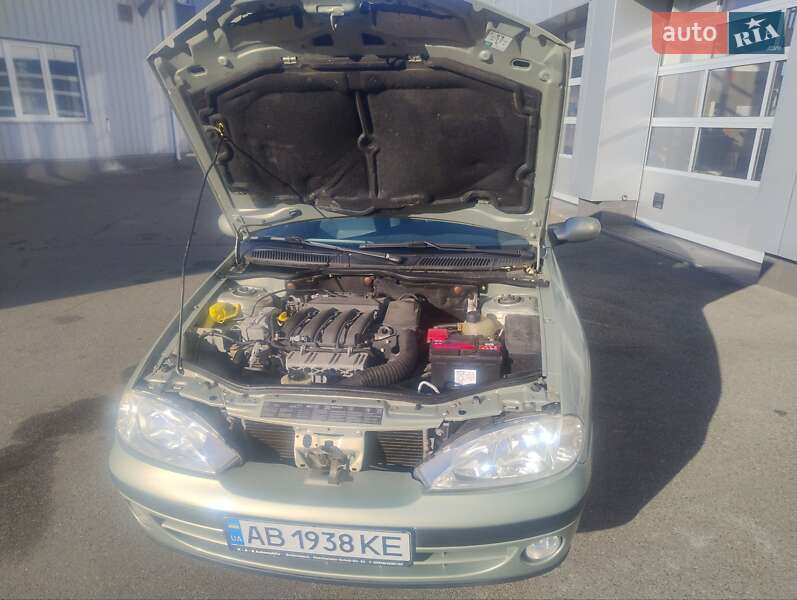Універсал Renault Megane 2003 в Києві