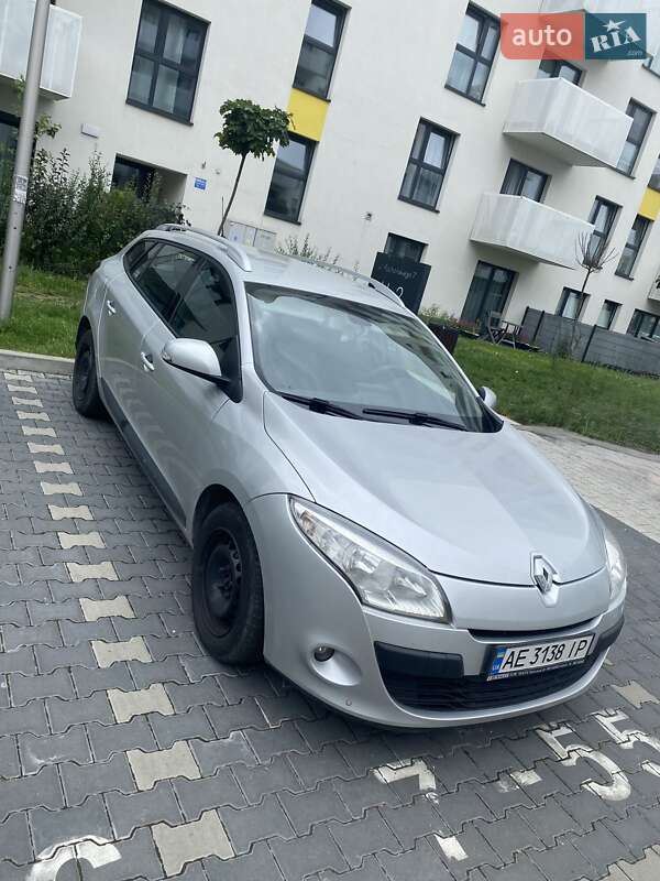 Универсал Renault Megane 2011 в Киеве