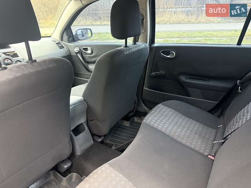 Седан Renault Megane 2007 в Шептицькому фото 20 Седан Renault Megane 2007 в Шептицькому