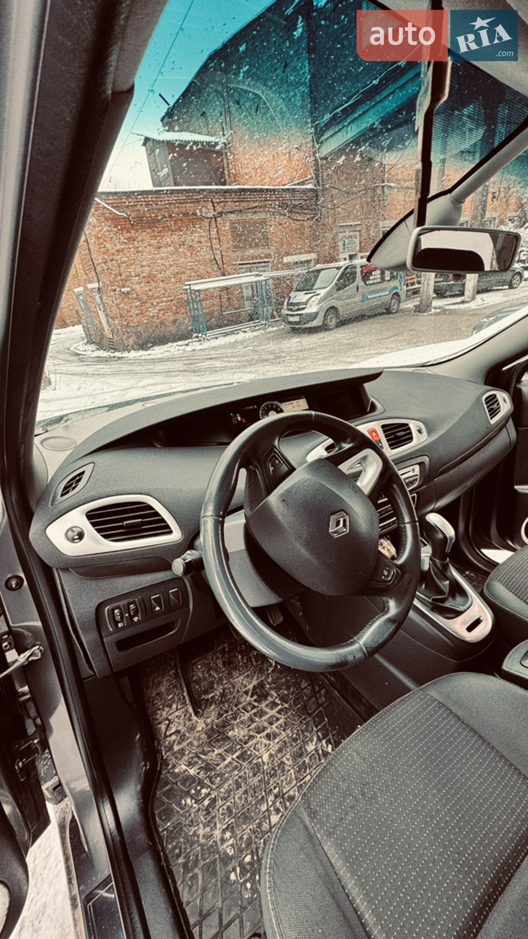 2011 Renault Megane - мініатюра 13