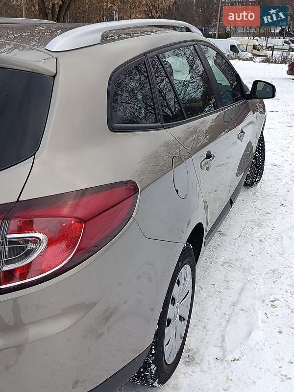 Универсал Renault Megane 2010 в Полтаве