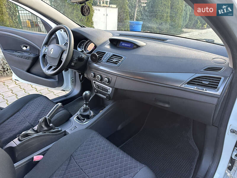 Хэтчбек Renault Megane 2014 в Одессе фото 35 Хэтчбек Renault Megane 2014 в Одессе