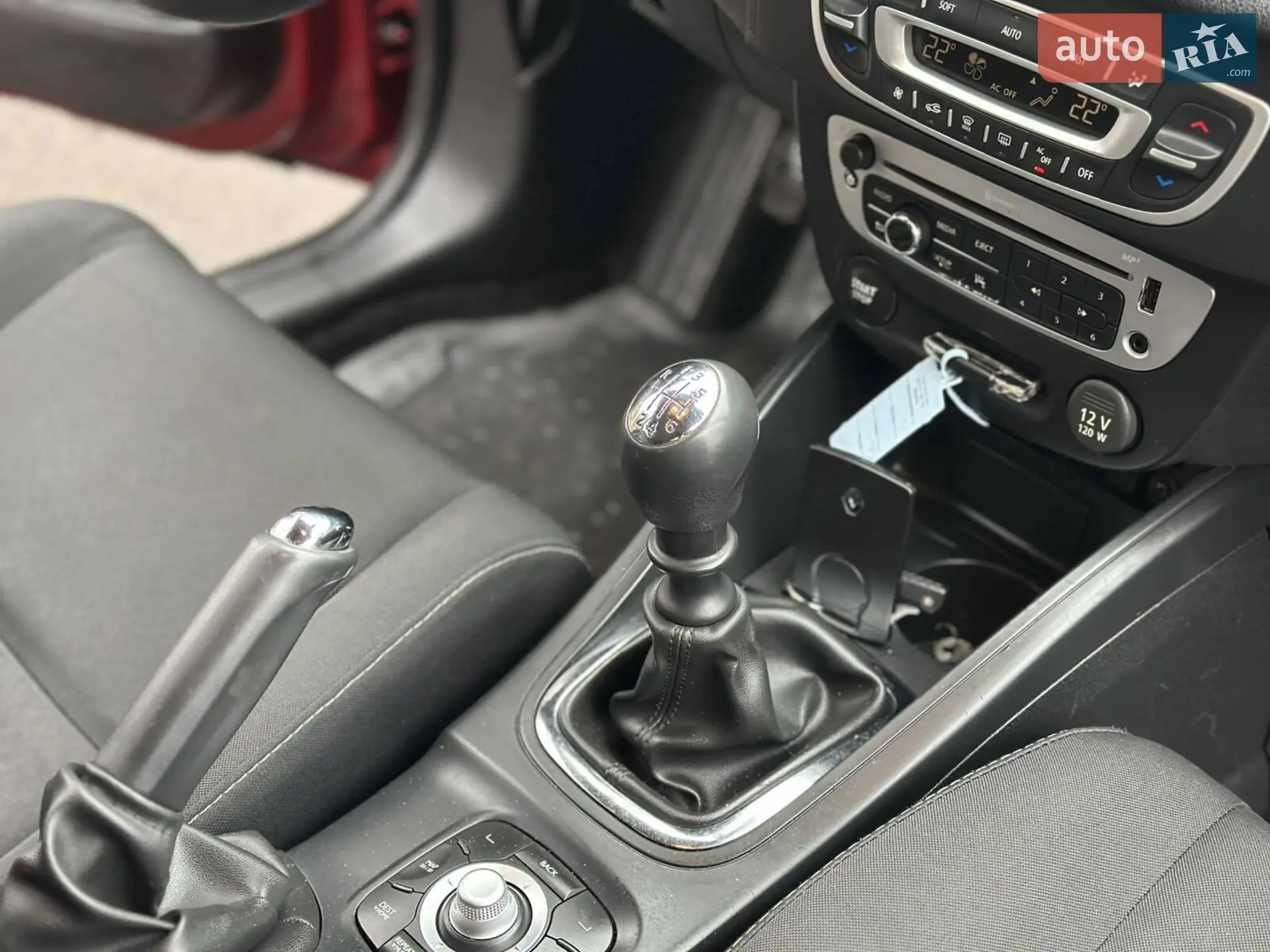 2013 Renault Megane - мініатюра 15