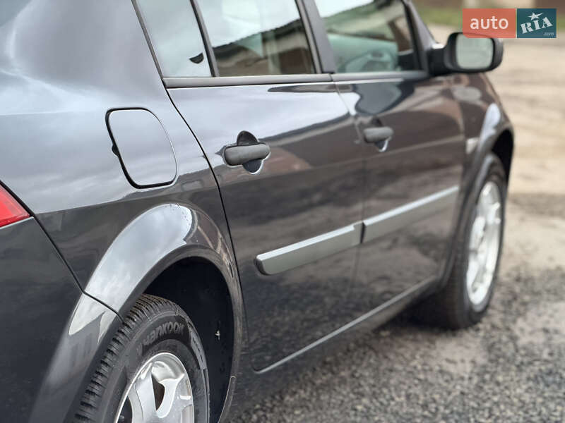 Седан Renault Megane 2009 в Камне-Каширском