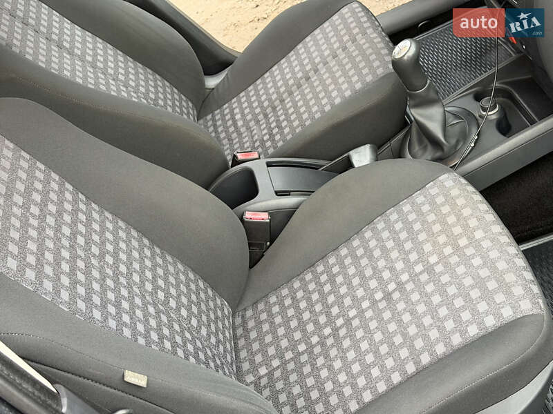 Седан Renault Megane 2009 в Камне-Каширском