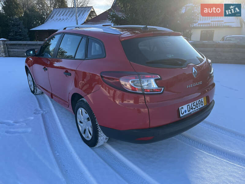 Универсал Renault Megane 2014 в Бродах фото 7 Универсал Renault Megane 2014 в Бродах