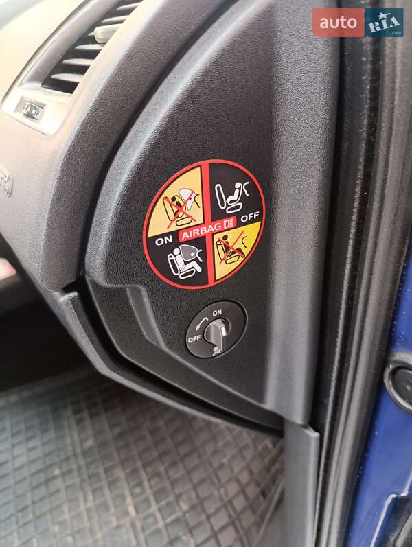 Хэтчбек Renault Megane 2006 в Львове фото 53 Хэтчбек Renault Megane 2006 в Львове