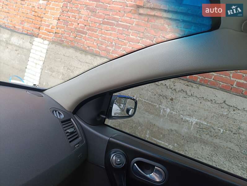 Хэтчбек Renault Megane 2006 в Львове фото 66 Хэтчбек Renault Megane 2006 в Львове