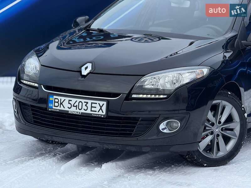 Универсал Renault Megane 2012 в Запорожье фото 2 Универсал Renault Megane 2012 в Запорожье