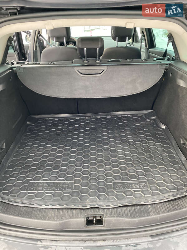 Універсал Renault Megane 2010 в Львові фото 27 Універсал Renault Megane 2010 в Львові