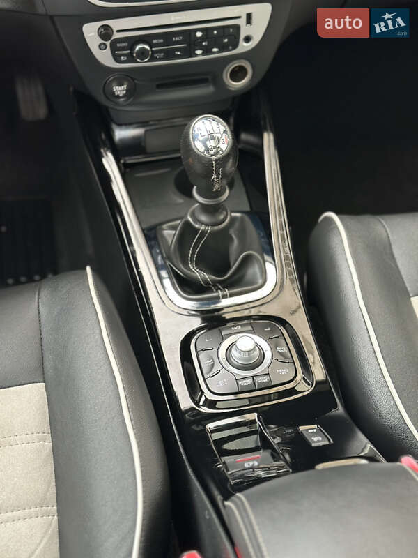 Универсал Renault Megane 2012 в Ивано-Франковске фото 43 Универсал Renault Megane 2012 в Ивано-Франковске