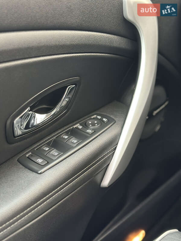 Универсал Renault Megane 2012 в Ивано-Франковске фото 44 Универсал Renault Megane 2012 в Ивано-Франковске