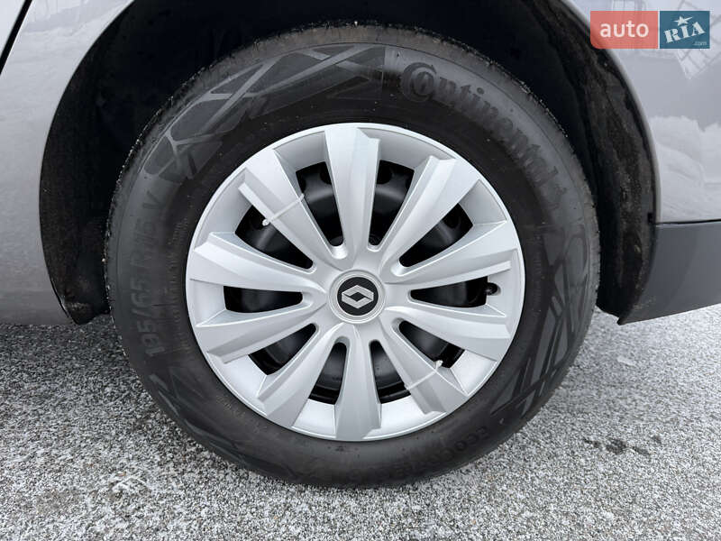 Універсал Renault Megane 2010 в Полтаві фото 36 Універсал Renault Megane 2010 в Полтаві