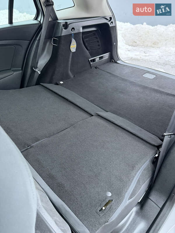 Універсал Renault Megane 2010 в Полтаві фото 49 Універсал Renault Megane 2010 в Полтаві