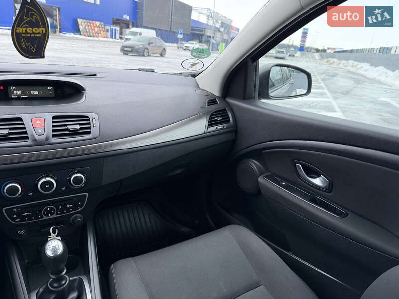 Універсал Renault Megane 2010 в Полтаві фото 81 Універсал Renault Megane 2010 в Полтаві