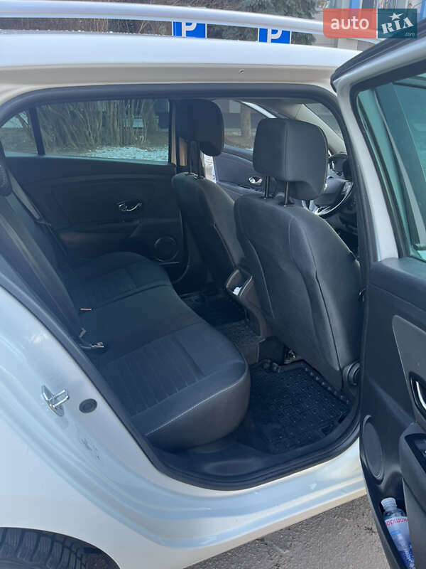 Універсал Renault Megane 2015 в Житомирі фото 20 Універсал Renault Megane 2015 в Житомирі