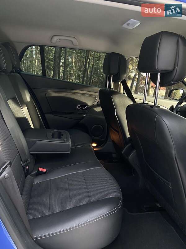 Универсал Renault Megane 2012 в Рава-Русской фото 28 Универсал Renault Megane 2012 в Рава-Русской