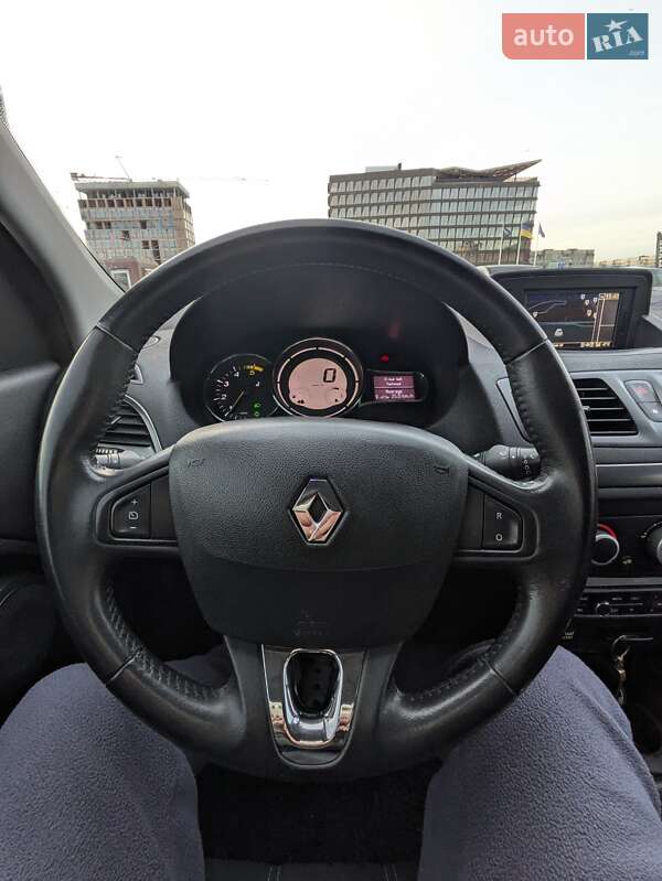 Хэтчбек Renault Megane 2014 в Львове фото 16 Хэтчбек Renault Megane 2014 в Львове