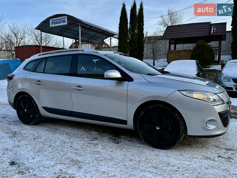 Универсал Renault Megane 2011 в Ровно фото 4 Универсал Renault Megane 2011 в Ровно
