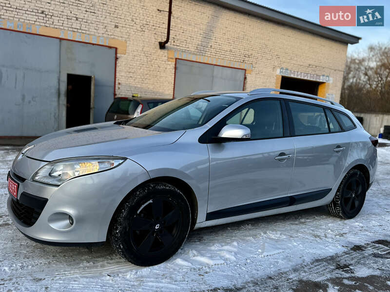 Универсал Renault Megane 2011 в Ровно фото 12 Универсал Renault Megane 2011 в Ровно
