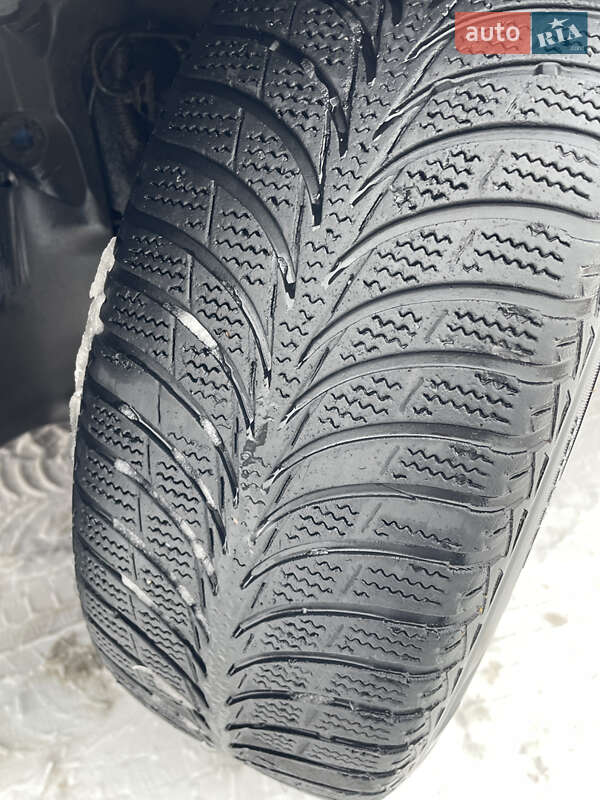 Хэтчбек Renault Megane 2004 в Каменском фото 39 Хэтчбек Renault Megane 2004 в Каменском