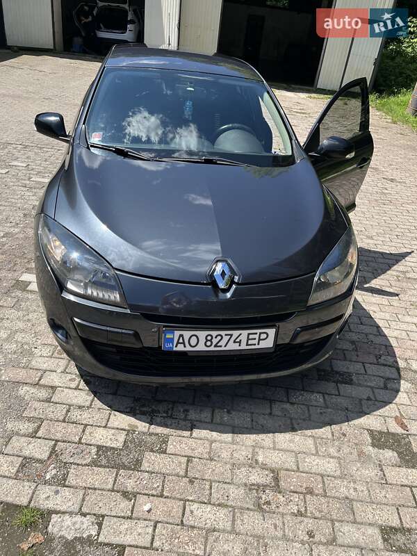 Renault Megane 2011 Renault Megane 2011