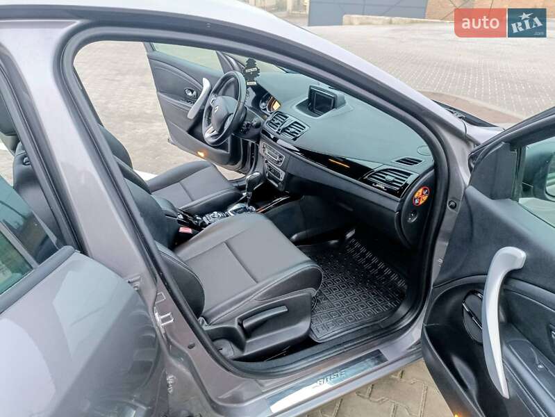 Хэтчбек Renault Megane 2012 в Дубно фото 19 Хэтчбек Renault Megane 2012 в Дубно