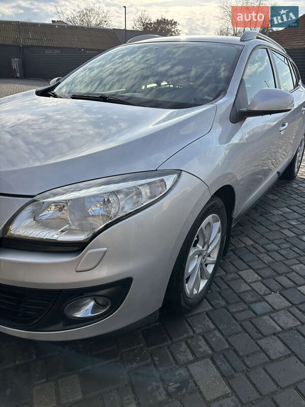 Универсал Renault Megane 2012 в Николаеве фото 2 Универсал Renault Megane 2012 в Николаеве